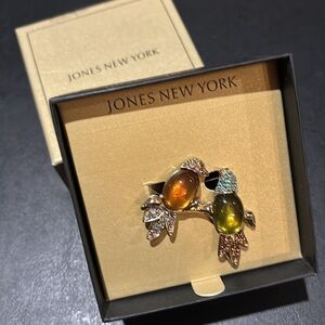 Jones New York Brooch
